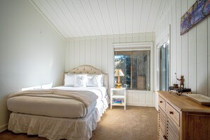 Condo, Multiple Beds, Patio, Mountain View (Villager Mountain Retreat) | 4 bedrooms, individually decorated, individually furnished - 4BD Villager Mountain Retreat + SV Resort Passes (Sun Valley)