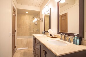 Condo, Multiple Beds, Patio, Mountain View (Villager Mountain Retreat) | Bathroom | Towels - 4BD Villager Mountain Retreat + SV Resort Passes (Sun Valley)