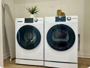 Interior - Modern 1BR WorkerFriendly Home w/ Gym | A+Location (Sherman)