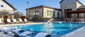 ResortStyle Haven w/ Prime Amenities & A+Location