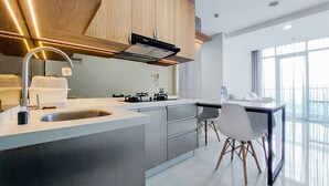 Standard Apartment, 2 Bedrooms | Private kitchen - Cozy And Modern Look 2Br At Brooklyn Alam Sutera Apartment (South Tangerang)