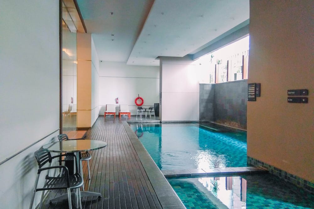 Cozy 2Br At Kemang Village Apartment