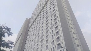 Exterior - Comfort Living 2Br Combine At Gunung Putri Square Apartment (Gunung Putri)