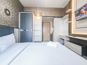 Standard Studio, 1 Bedroom - Modern Look Studio The Alton Apartment (Semarang)