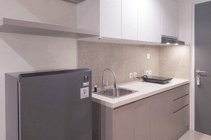 Standard Studio, 1 Bedroom | Private kitchen - Good Choice And Homey Studio At Samesta Mahata Serpong Apartment (South Tangerang)