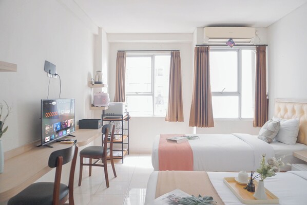 Standard Studio, 1 Bedroom - Good Studio (No Kitchen) At Elvis Tower Apartment (Cikarang)