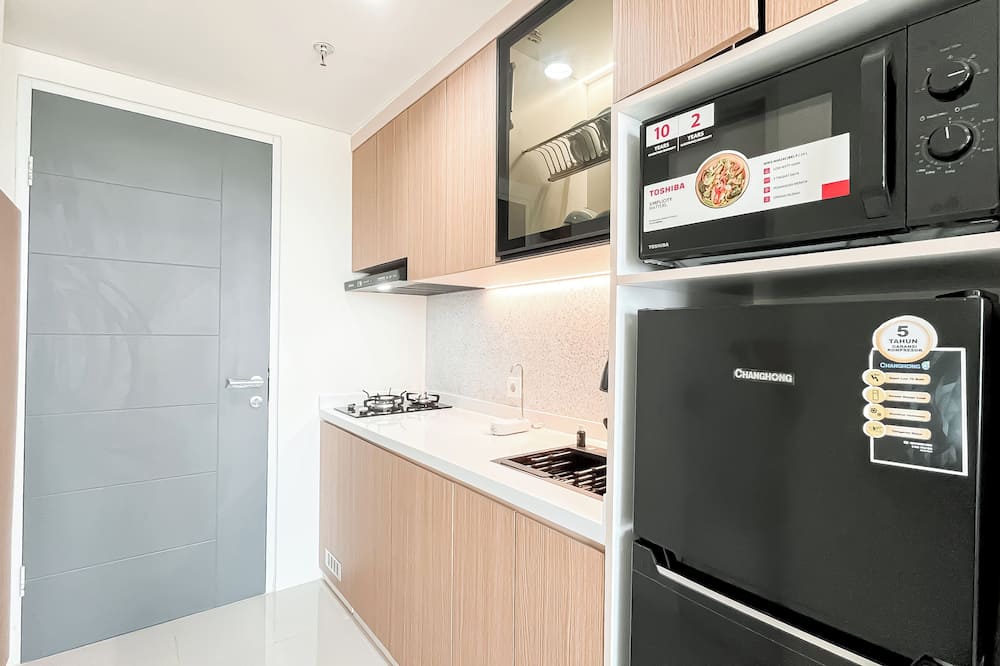 Comfortable Studio At Samesta Mahata Serpong Apartment