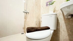 Standard Studio, 1 Bedroom | Bathroom - Modern Chic Studio At Transpark Cibubur Apartment (Bekasi)
