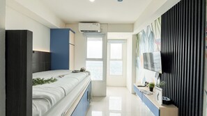 Standard Studio, 1 Bedroom - Blue Accent Studio At Samesta Mahata Serpong Apartment (South Tangerang)