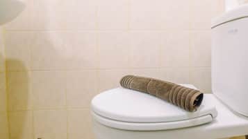 Standard Studio, 1 Bedroom | Bathroom