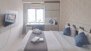 Standard Studio, 1 Bedroom - Studio Near Unibraw At Suhat (Soekarno Hatta) Malang Apartment (Malang)