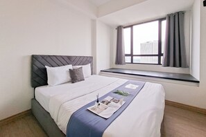 Interior - Comfortable Studio At Apartment Collins Boulevard (Tangerang)