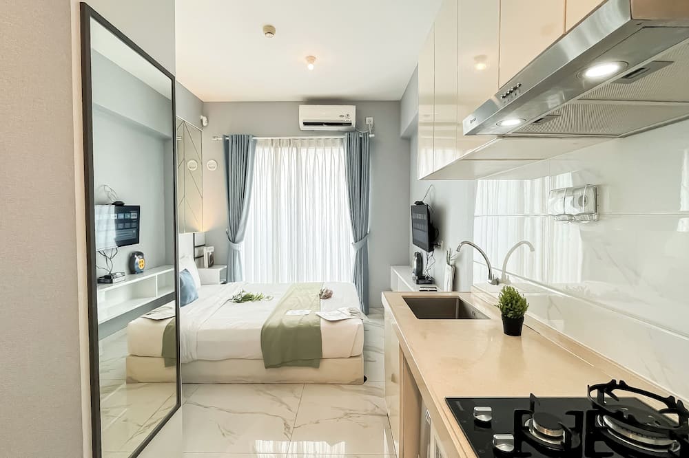 Strategic And Homey Studio At Apartment Sky House Bsd
