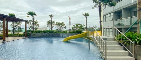 บริเวณภายนอก