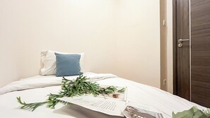 Room - Spacious And Homey 2Br At Apartment Sky House Alam Sutera (Tangerang)