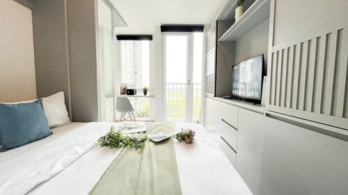 Comfortable Studio At Apartment Tokyo Riverside Pik 2