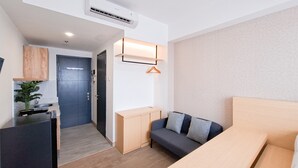 Room - Trendy Studio At Collins Boulevard Apartment (Tangerang)