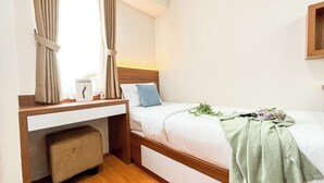 Standard Apartment, 2 Bedrooms - White Style 2Br At Bassura City Apartment (Jakarta)
