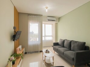 Standard-Apartment, 2 Schlafzimmer | Wohnbereich