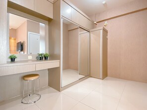 Room - Functional And Combined Unit 2Br At Apartment Green Pramuka City (Jakarta)