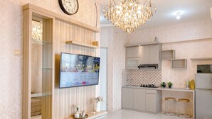 Standard Apartment, 2 Bedrooms - Functional And Combined Unit 2Br At Apartment Green Pramuka City (Jakarta)