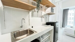 Standard Studio, 1 Bedroom | Private kitchen - Nice Studio Room Apartment Near Tokyo Hub At Tokyo Riverside Pik 2 (Teluknaga)