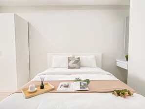 Standard Apartment, 2 Bedrooms - Enjoy Living 2Br At Vasanta Innopark Apartment (Cikarang)