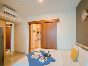 Standard Apartment, 1 Bedroom - Cozy Stay 1Br At Apartment Grand Kamala Lagoon (Bekasi)
