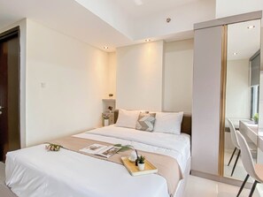 Room - Enjoy Living Studio At Apartment Pollux Chadstone (Cikarang)