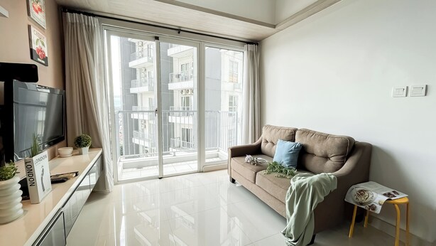 Unclassified image, 1 of 27, button - Brown Accent 2Br At Apartment Casa De Parco (Pagedangan)