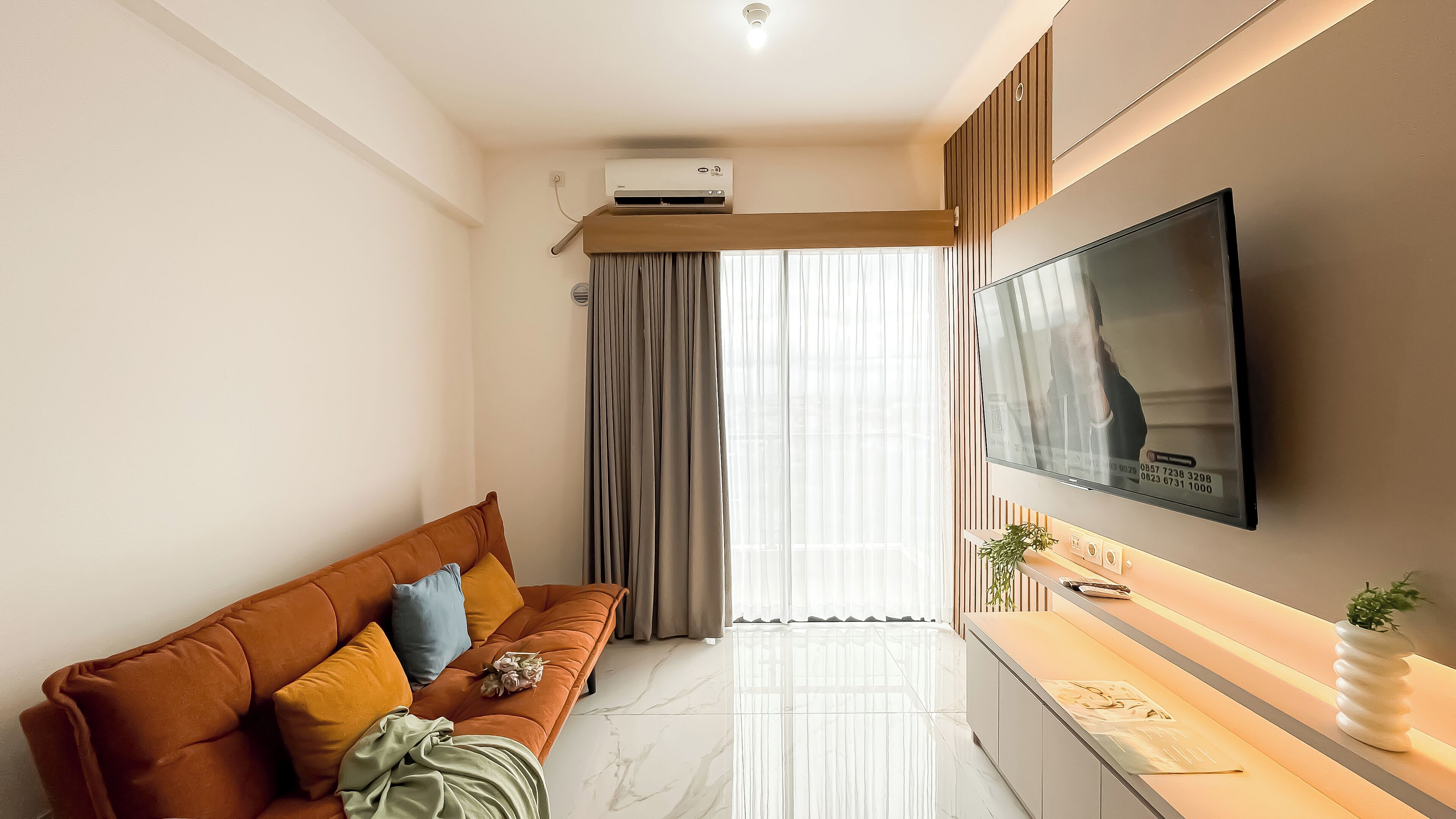 标准公寓, 2 间卧室 | 起居区