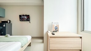 Standard Studio, 1 Bedroom - Good Studio At Apartment Tamansari Iswara (Bekasi)