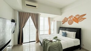 Standard Studio, 1 Bedroom - Contemporary Studio At Apartment Lrt City Bekasi (Bekasi)