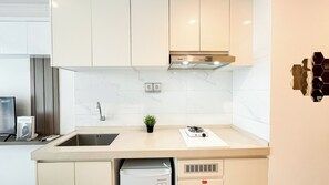 Interior - Comfortable Studio At Apartment Sky House Bsd (Pagedangan)