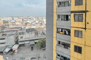 City view - Best Choice Studio Room At Apartment Sentraland Medan (Medan)