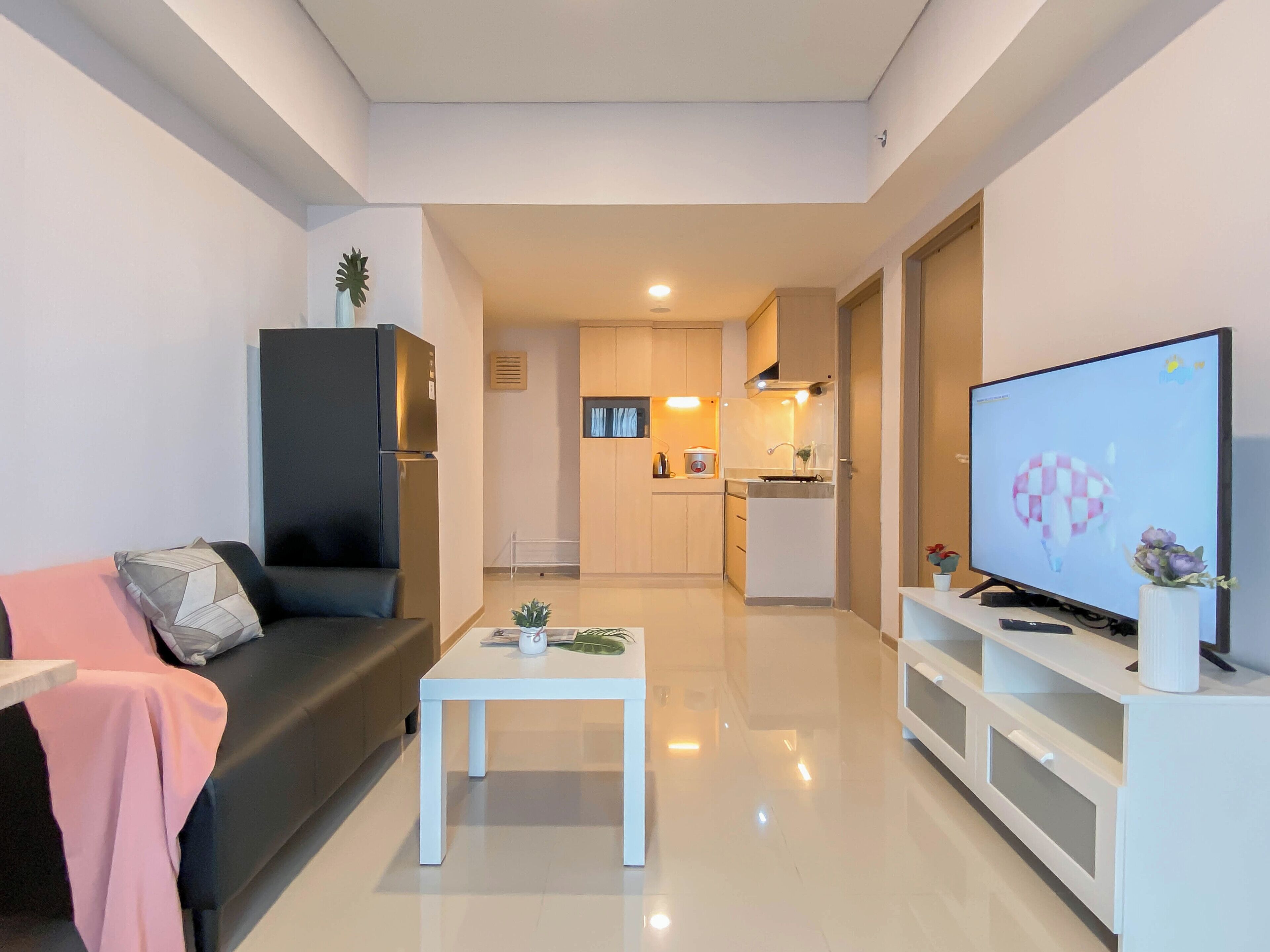 Standard Apartment, 3 Bedrooms | Living room