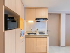 Interior - Well Furnished 3Br At Apartment Meikarta (Cikarang)