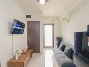 Standard-Apartment, 2 Schlafzimmer | Wohnbereich