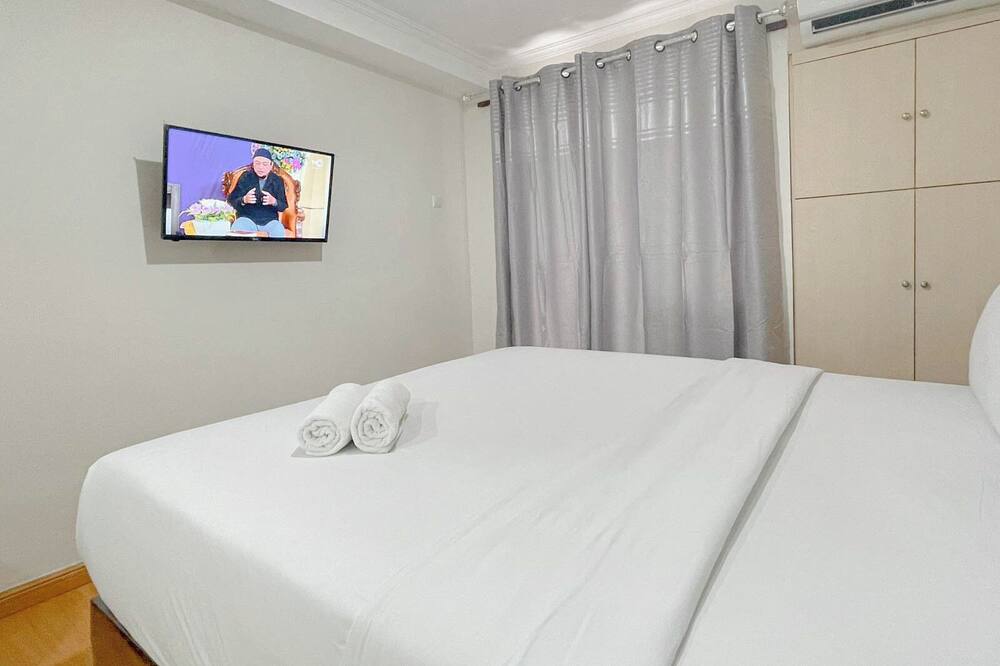 Best Deal Studio Room At Apartment Sentraland Medan