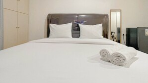 Room - Best Deal Studio Room At Apartment Sentraland Medan (Medan)