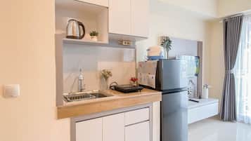 Apartamento standard, 2 quartos | Cozinha privada