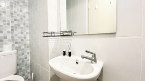 Standard Studio, 1 Bedroom | Bathroom - Cozy Contemporary Studio Apartment Tokyo Riverside Pik 2 Near Tokyo Hub (Teluknaga)