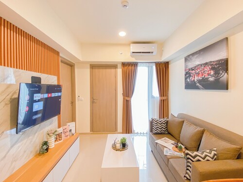Enjoy Living 2Br At Apartment Meikarta