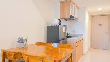 Leilighet – standard, 2 soverom | Spisestue