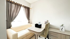 標準開放式客房, 1 間臥室 | 客廳