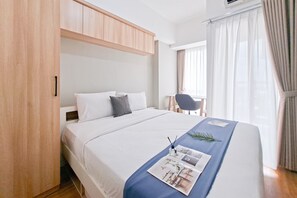 Room - Comfy And Neat Studio At M-Town Residence Apartment (Gading Serpong)