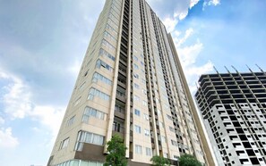 Exterior - Cozy And Pleasant Living Studio At Apartment Oasis Cikarang (Cikarang)