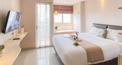 Cozy And Pleasant Living Studio At Apartment Oasis Cikarang