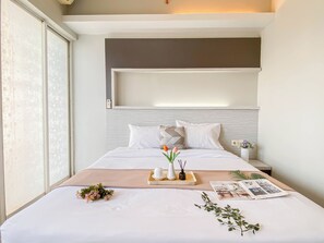 Standard Studio, 1 Bedroom - Cozy Living Studio At Apartment Taman Melati Margonda (Depok)