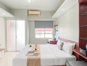 Standard Studio, 1 Bedroom - Wonderful-Look Studio At Apartment Taman Melati Margonda (Depok)